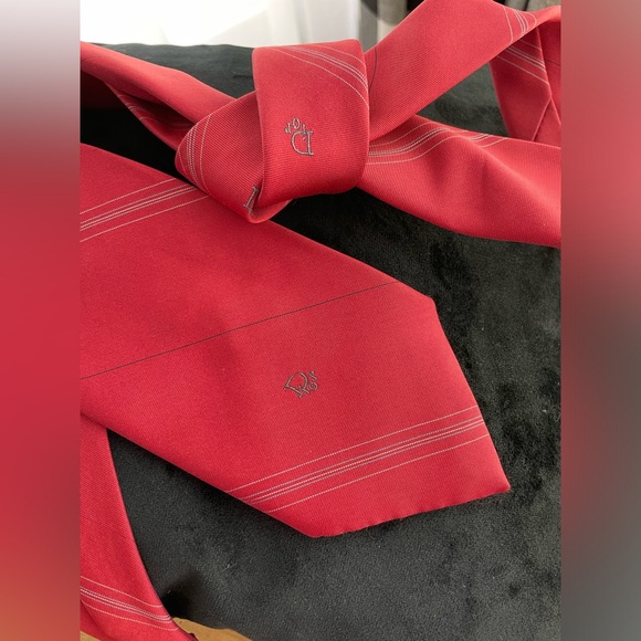 DIOR Men’s Red Necktie with Pinstripe - Picture 9 of 10
